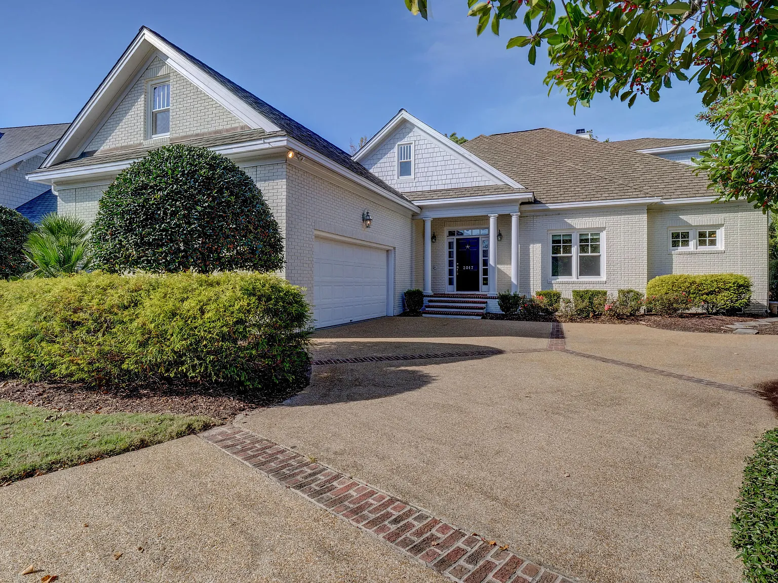 3 bed, 3.5 bath, $4,400 — Photo 1