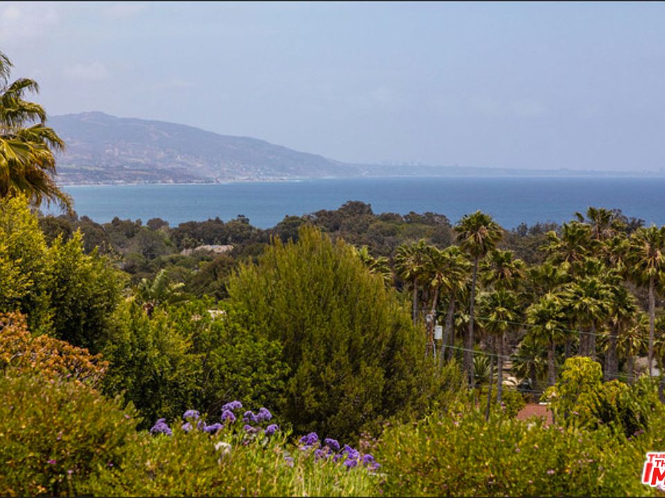 1st image of 6968 Dume Dr