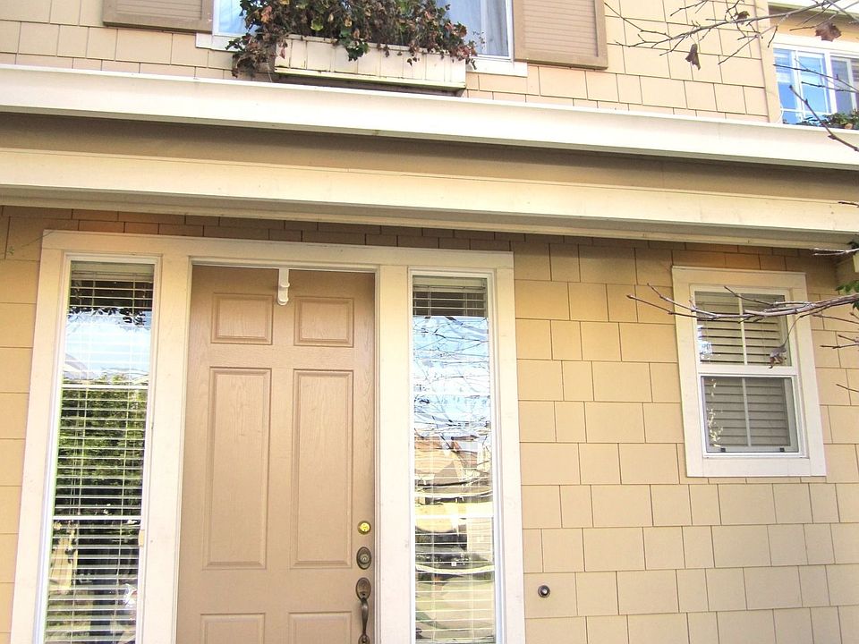 1st image of 936 Mouton Cir