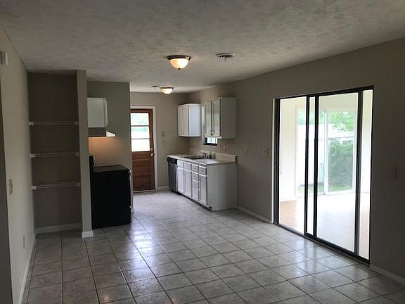 4th image of 2691 Zane Whitson Dr