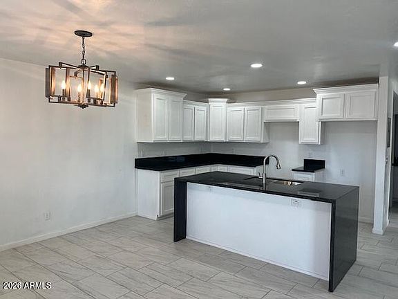 5th image of 1480 E 9TH Street