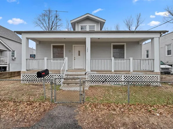 125 E Holden Ave, Saint Louis, MO 63125