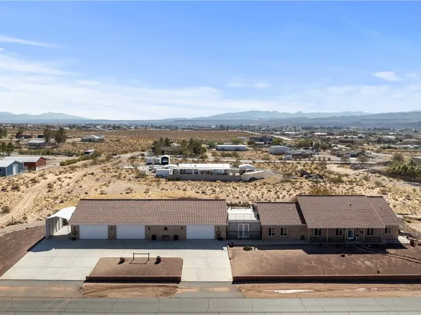 815 Cram Ave, Logandale, NV 89021