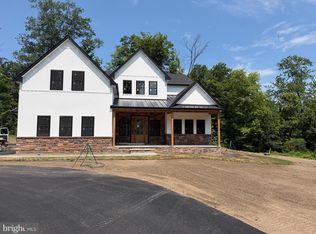 82 Scott Rd, Perkasie, PA 18944