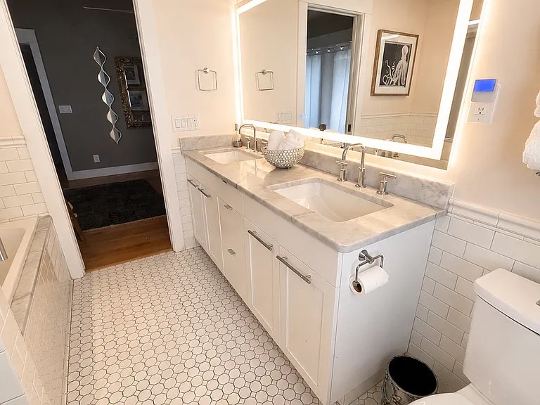 70 Gardenia St — Photo 17