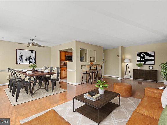 4th image of 600 Roosevelt Blvd APT 114