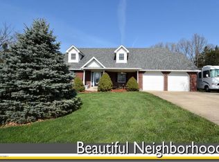 920 Topaz Ct, Jefferson City, MO 65109
