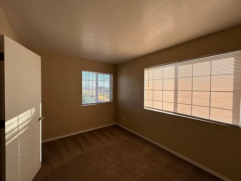 123 W Antler Ave — Photo 15