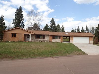 904 E Iron St, Bessemer, MI, 49911