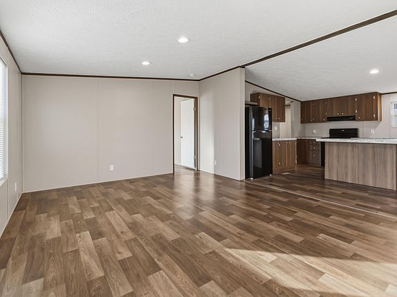 3rd image of 233 Louis Waddle Rd