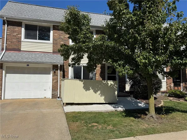 5551 Ivy Ct APT A, Willoughby, OH 44094