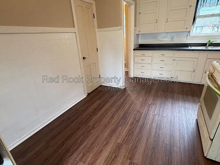 620 Chestnut St #3 — Photo 3