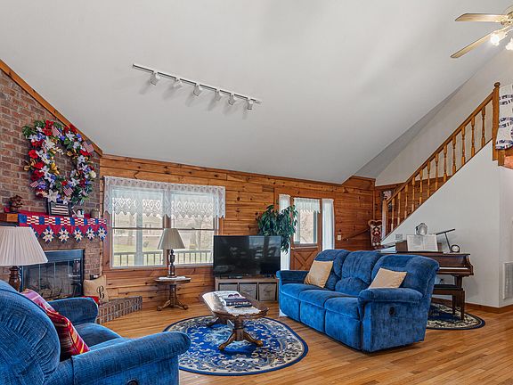 4th image of 2619 Kenwood Dr