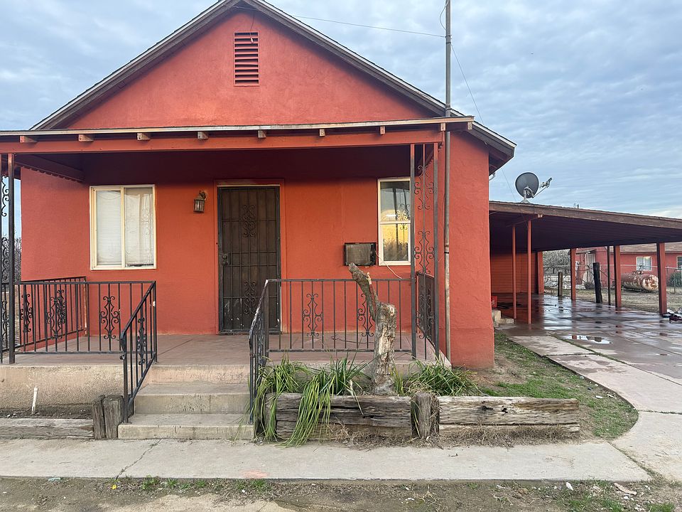 1st image of 1808 N Dickenson Ave