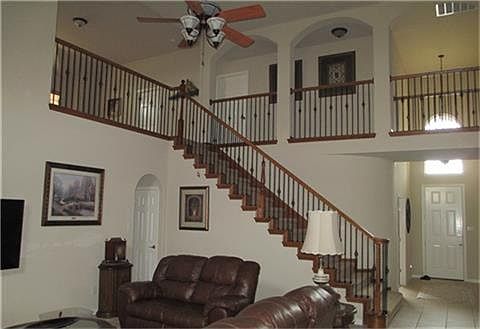 3rd image of 609 Hammond Dr