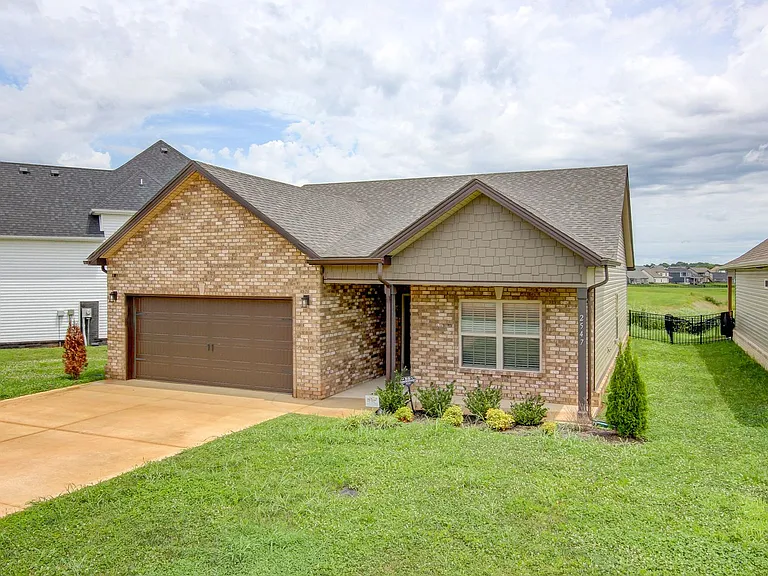 2547 Rafiki Dr — Photo 17