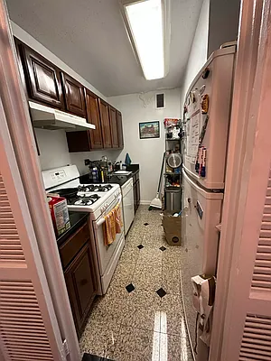 Rented by Olympia House Delaware LP | media 4