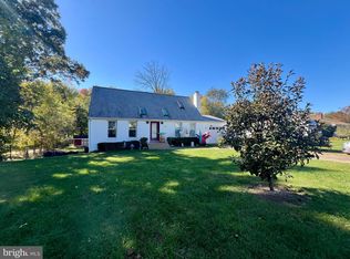 9 Lake View Ter, Stafford, VA 22556