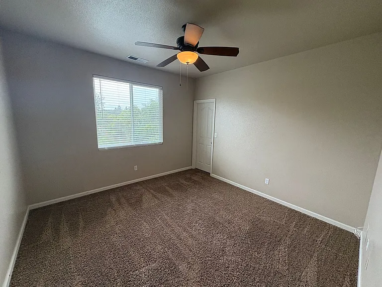 1249 N Julieann Ct — Photo 6