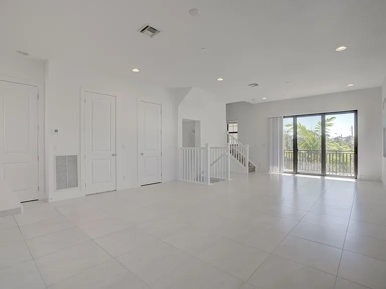 5113 Beckman Ter — Photo 12