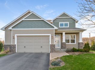 15 124th Ave NE, Blaine, MN 55434