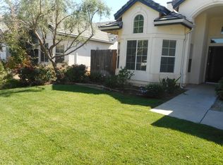 2925 E Revere Rd, Fresno, CA 93720