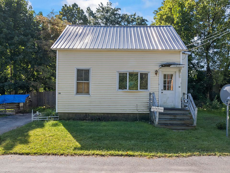 10 Railroad Street, Skowhegan, ME 04976 MLS 1571166 Zillow
