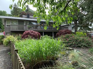 4868 Beach Dr SW, Seattle, WA 98116