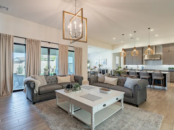 10512 E Thorite Cir, Mesa, AZ 85212