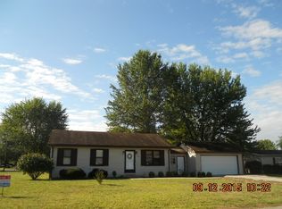1058 Windsor Rd, Terre Haute, IN 47802