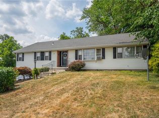 117 Brookmoor Rd, West Hartford, CT 06107