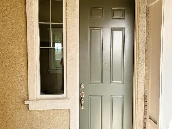 1547 S Oliveira Dr #2, Tracy, CA 95391