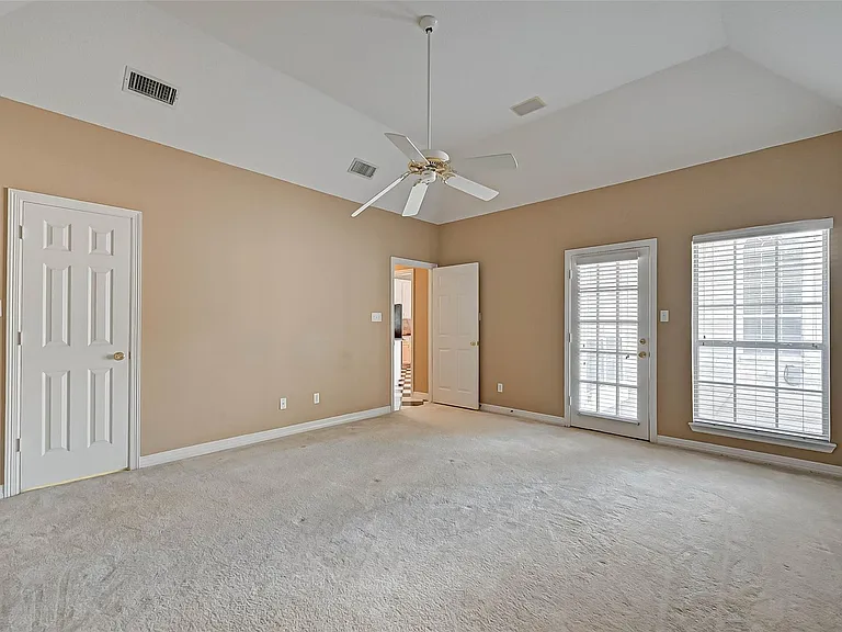 14303 Reissen Ln — Photo 24