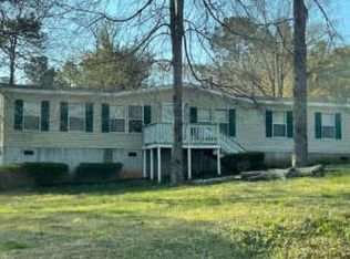 130 W Harzell Ln, Forsyth, GA 31029