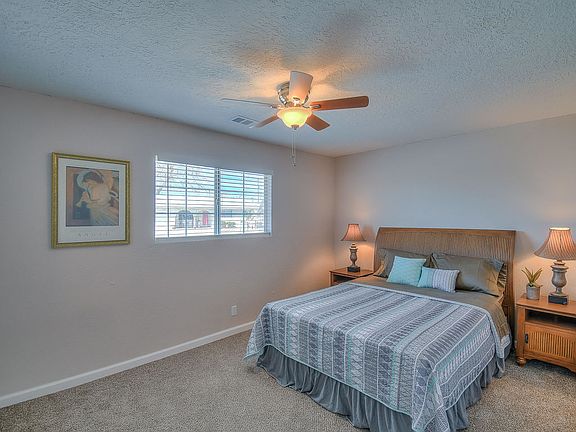 4th image of 4640 Valley Gardens Dr SW