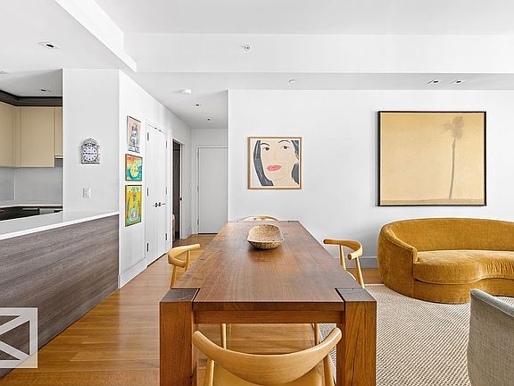 3rd image of 101 Leonard St