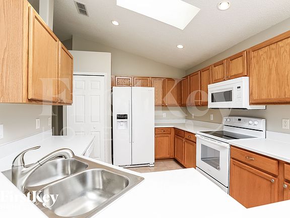 5th image of 2693 Autumn Creek Cir