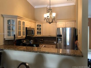 6734 NW 193rd Ln, Hialeah, FL 33015