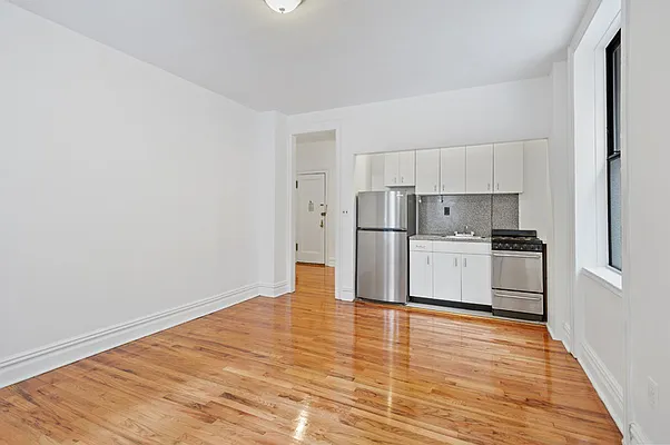 Rented by Cooper & Cooper Real Estate | media 5