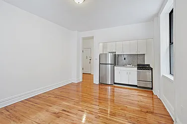 Rented by Cooper & Cooper Real Estate