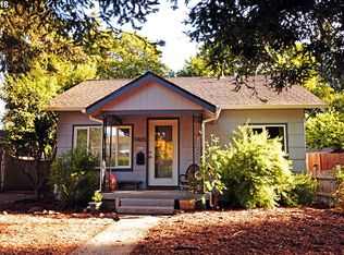 7405 SE Reedway St, Portland, OR 97206