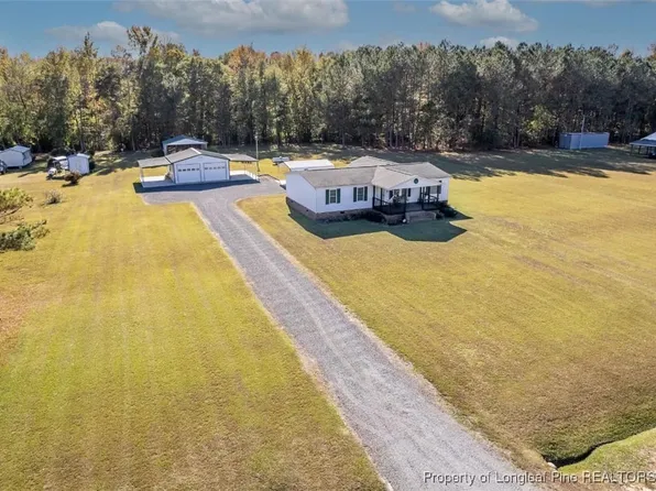 296 Spencer Ln, Red Springs, NC 28377