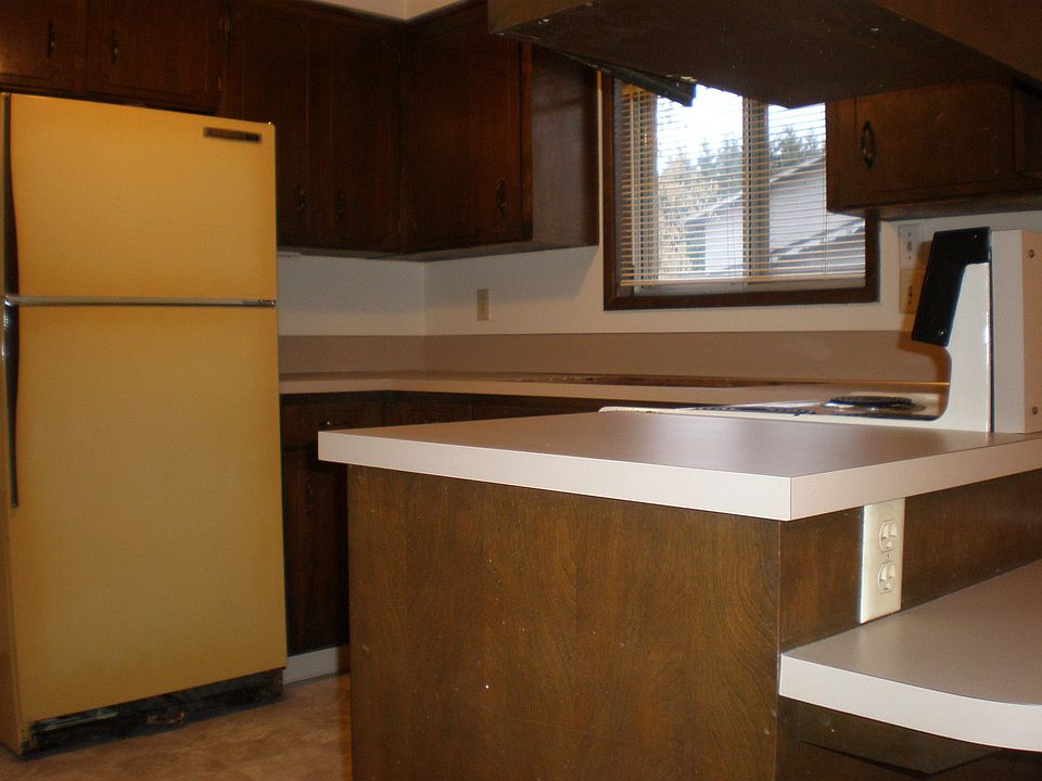 2nd image of 3631 Honolulu Ave
