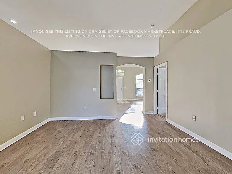 2910 Folklore Dr — Photo 6