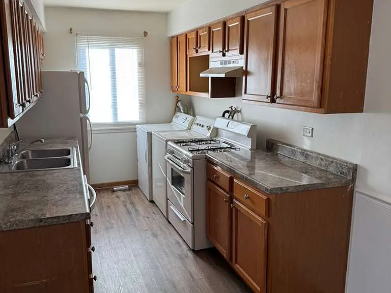 1485 Quaker Ln #116D — Photo 8