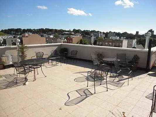 Rented by Compass | media 14