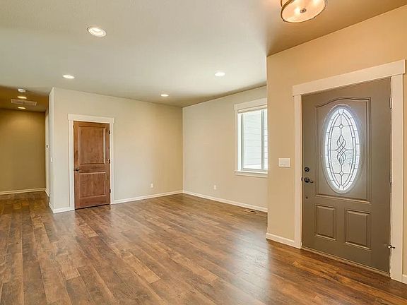 5th image of 1722 Brambling Brae Ln