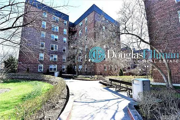 Rented by Douglas Elliman | media 14