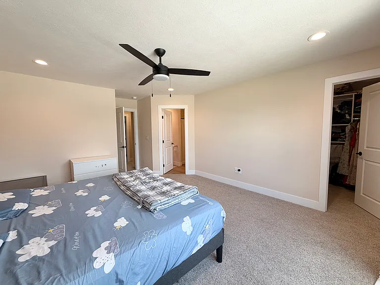 300 Waterwheel Dr — Photo 15