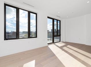 222 51st Ave #3B, Long Island City, NY 11101